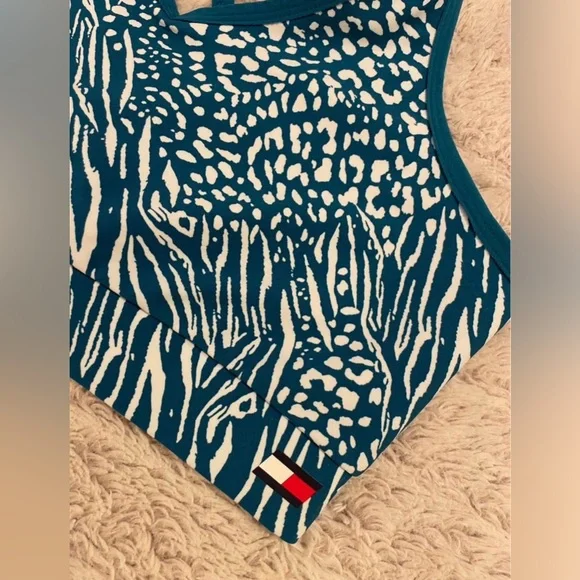 Tommy Hilfiger Teal and White Patterned Sports Bra - Picture 2 of 4